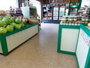 Commercial gallery 01